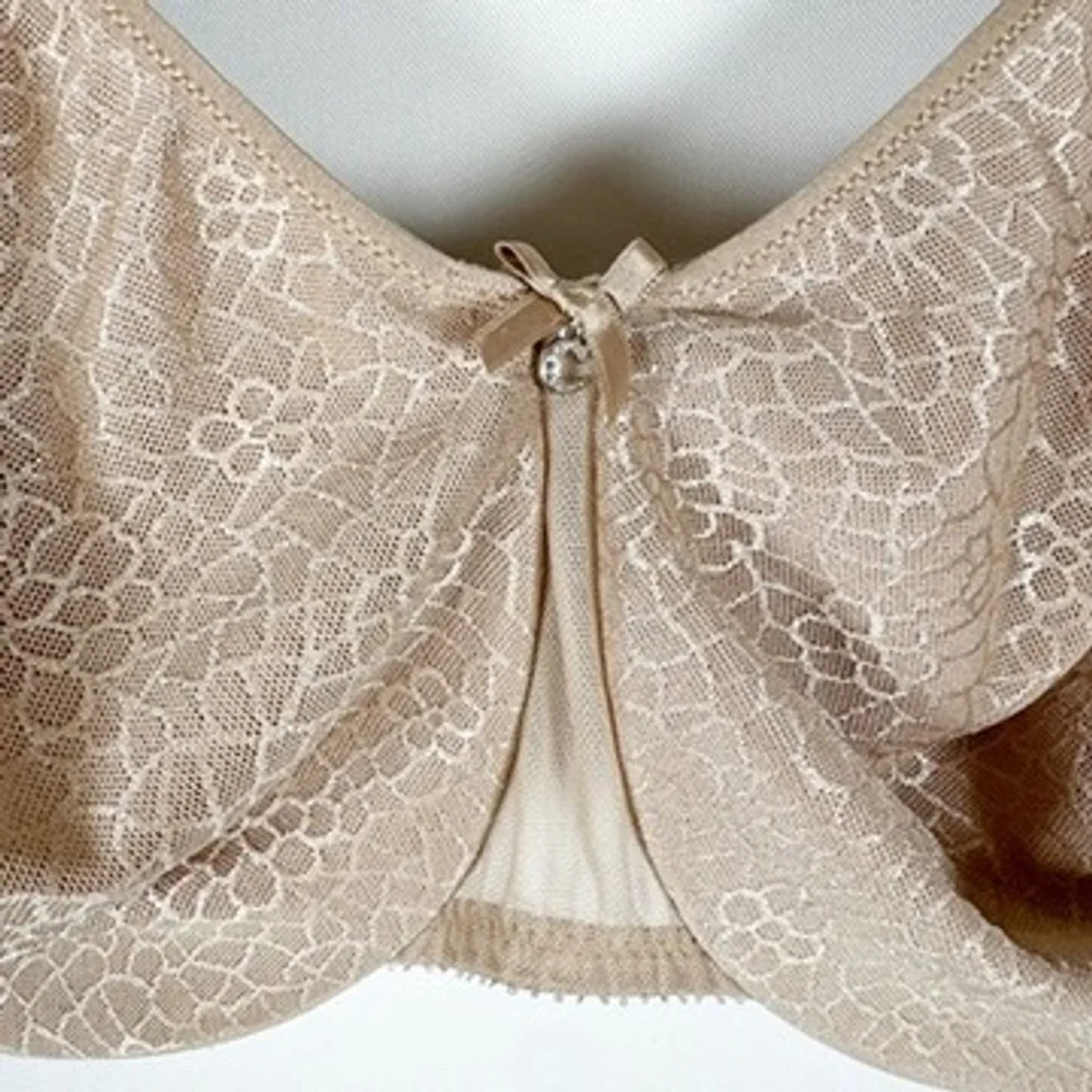 Chantelle C Magnifique Seamless Unlined Minimizer Bra C18910 38H Hazelnut Tan